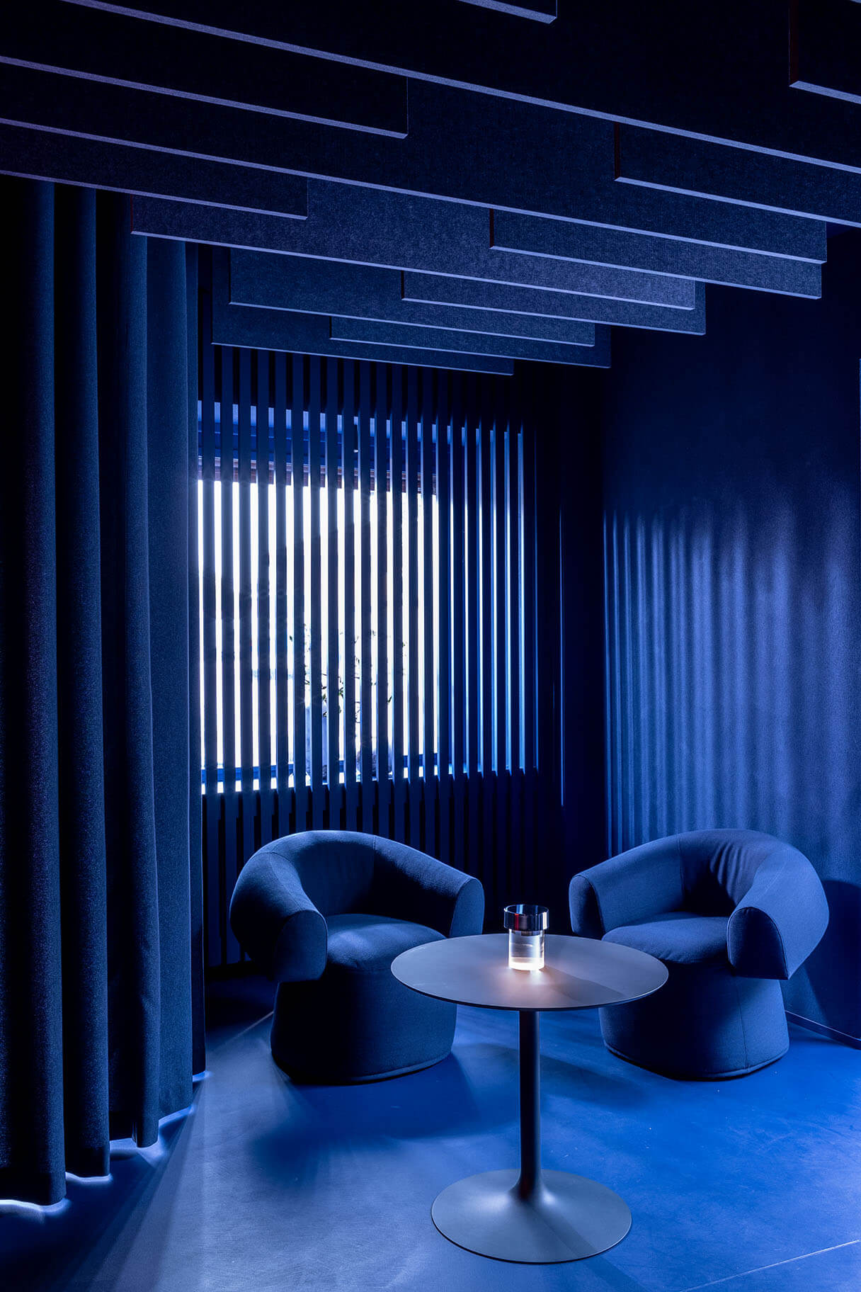 Agli Amici Blue Lounge with ECHOJAZZ acoustic ceiling by Visual Display and 3D WALL PANELS ITALIA